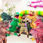 Dinossauros cover turma personagens vivos festa infantil
