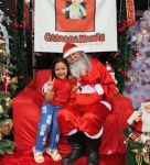 visita do papai noel ação do natal no supermercado e  lojas  papai noel na ceia do natal 