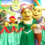 Shrek e Fiona cover personagens vivos festa infantil