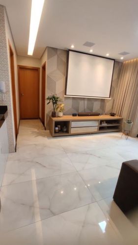   Area Privativa toda Reformada e automatizada Bairro Santa Mônica 107 Metros - na esquina temos padaria posto de gasolina elevador - 2 vagas cobertas uma a frente da outra 774953