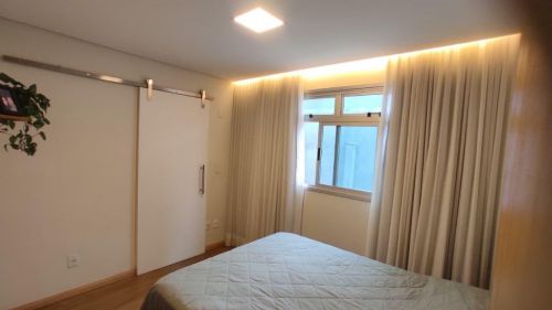   Area Privativa toda Reformada e automatizada Bairro Santa Mônica 107 Metros - na esquina temos padaria posto de gasolina elevador - 2 vagas cobertas uma a frente da outra 774958