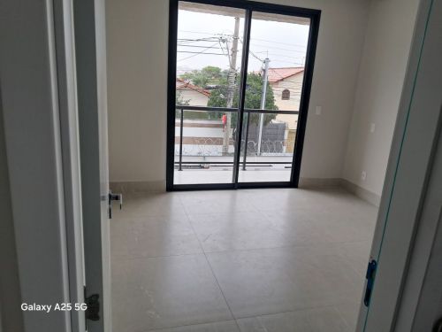   Sua nova casa no bairro Santa Amélia está cada vez mais perto de se tornar realidade. Com 4 quartos 2 suítes e 2 semi-suítes em uma área de 200m² este projeto foi pensado para oferecer conforto 774631