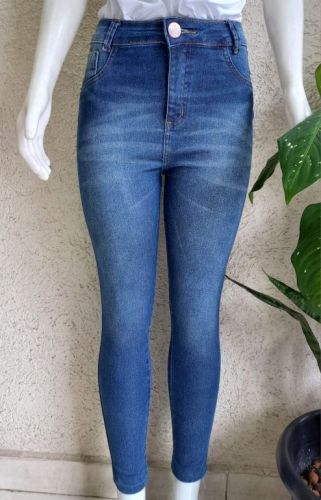 500 Peças de Roupas Para Brechós  765570