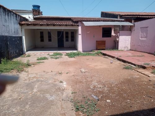 Salão comercial  casa nos fundos 741062