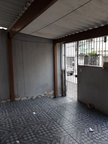 Aluga-se - Casa térrea 776124