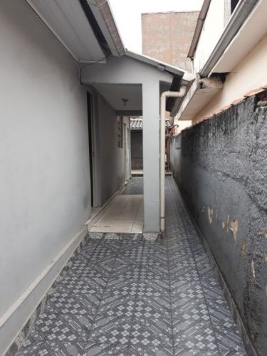 Aluga-se - Casa térrea 776126