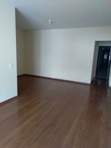 Alugo Apartamento Rua Maxwell 452 751268