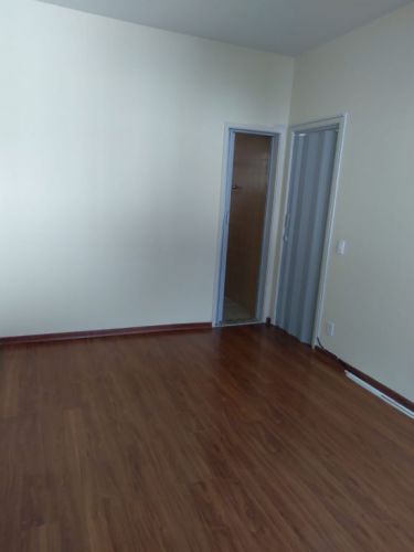 Alugo Apartamento Rua Maxwell 452 751270