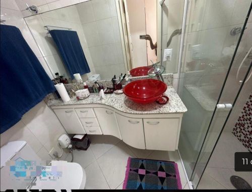 Alugo apto mobiliado a 200metros praia tombo Guaruja Sp Anual  745392