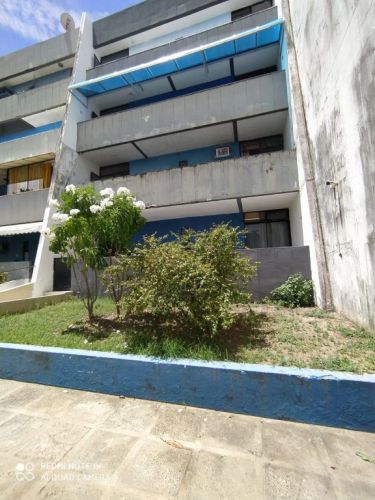 Aluguel Apartamento Temporada Em Salvador Condominio Fechado em Frente a Praia De Piatan 614653