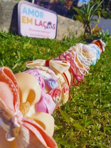 Amor em Laços - Laços da Vivi Artesanato Tiaras Laços Personalizados em Nova Santa Rita 767845 Amor em Laços - Laços da Vivi Artesanato Tiaras Laços Personalizados em Nova Santa Rita 767845