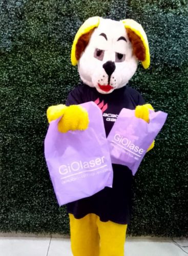 ação promocional com mascote do cachorro  759429