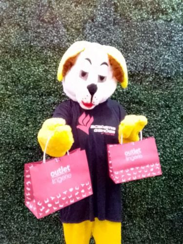 ação promocional com mascote do cachorro  759431