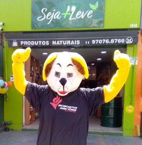 ação promocional com mascote do cachorro  759433