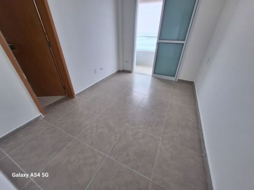 Apartamento 03 dormitorios frente mar  748197