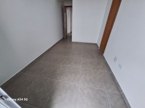 Apartamento 03 dormitorios frente mar  748198