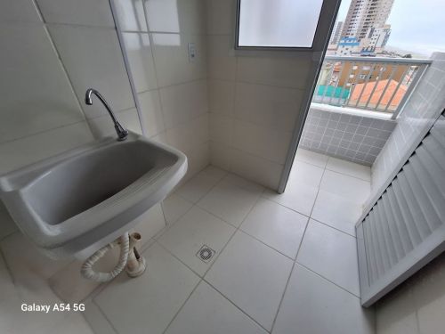 Apartamento 03 dormitorios frente mar  748199