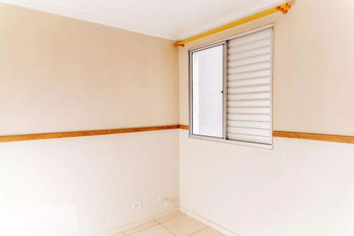 Apartamento 2 dorm. com armários à venda na V. S. Pedro Santo André 54m² 775781