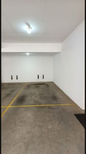Apartamento 3 quartos suíte e 2 vagas livres Planalto  - Torre única 3 quartos sendo 1 suíte; - Sala confortável com lustre de cristal; 773378