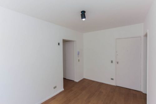 Apartamento à venda em Pinheiros na Mourato Coelho 1 dorm. 1 vg 38m 769284