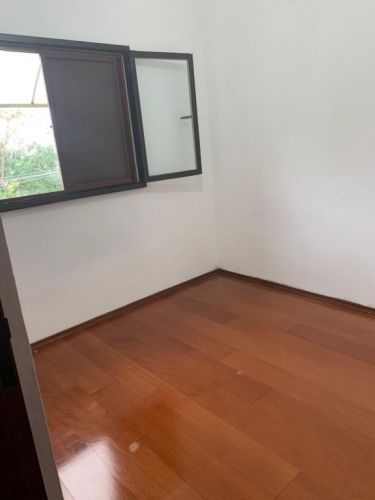Apartamento à venda na V. Vitória em Santo André 2 dorm. 1 vg. 70m² 774703