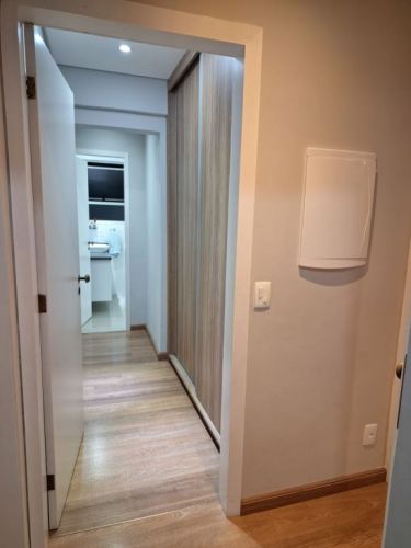Apartamento à venda na Vila Guiomar 3 dorm. 1 suíte 2 vgs. 130m² com armários planejados. 706004