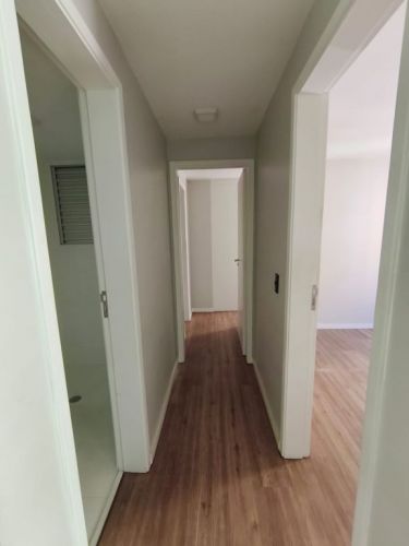 Apartamento à venda no Pq. São Vicente em Mauá 2 dorm. 1 suíte sacada 55m² 1 vg. 779245