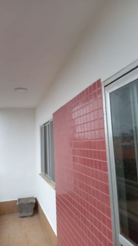 Apartamento Aconchegante 58m2 02 qtos. 1 conversível 1 vaga e a 3 quadras da praia porteira fechada. 745602