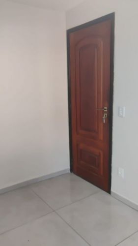 Apartamento Com Otima Localizaçao Dentro De Condominio Seguraça e Lazer 759048