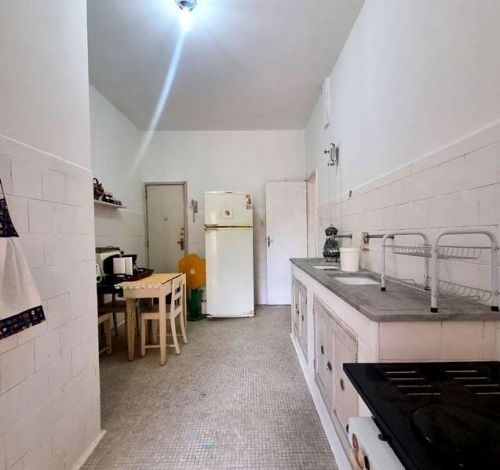 Apartamento de 02 quartos no centro de Petrópolisrj 775504