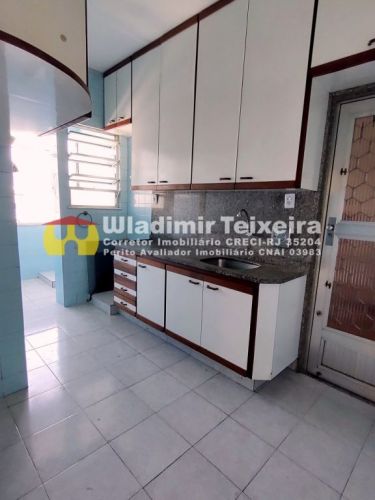 Apartamento dentro de uma vila com salão 2 quartos cozinha com armários condomínio barato aceitando financiamento 672650