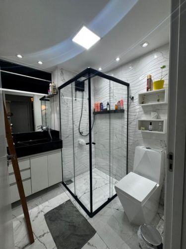 Apartamento diferenciado com projeto único feito por Arquiteta.   Apartamento todo mobiliado com armários . Detalhesárea útil  46m²   Quartos 2  Banheiros 1   Vagas 1 773811