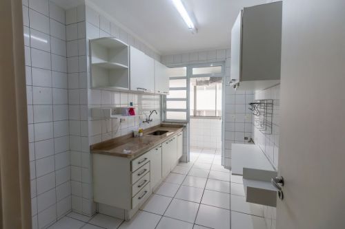 Apartamento para alugar na Rua Jesuíno Arruda Itaim Bibi 3 dormitórios 1 vaga. 784899