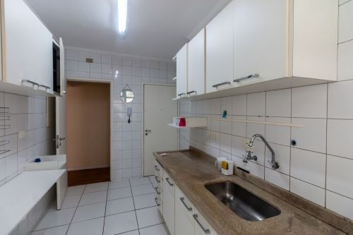 Apartamento para alugar na Rua Jesuíno Arruda Itaim Bibi 3 dormitórios 1 vaga. 784900
