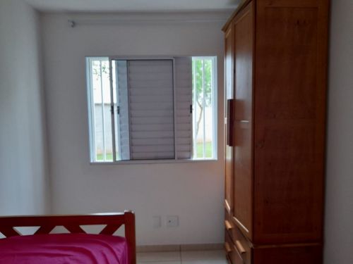 Apartamento térreo 746077