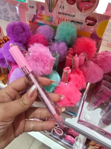 Aqui você encontra uma variedade de produtos para skincare  make produtos para o cabelo etc  760747