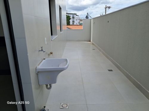Área privativa 3 quartos 1 suítes Bairro Planalto Área Construída 7560 Área descoberta privativa 6776 Área total do apartamento 14336 774144
