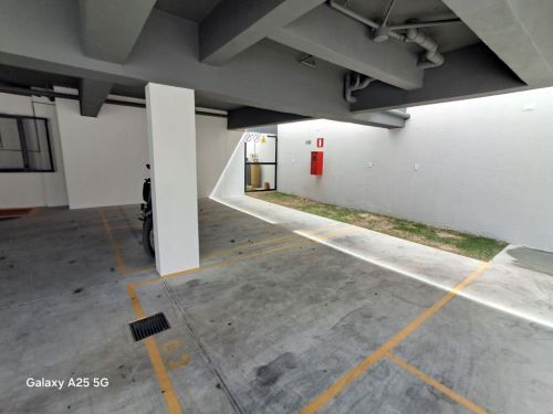 Área privativa 3 quartos 1 suítes Bairro Planalto Área Construída 7560 Área descoberta privativa 6776 Área total do apartamento 14336 774150