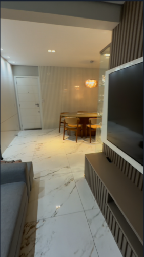 Área privativa elevador 3 vagas livres. Com acabamento de luxo 2 quartos sendo 1 suíte Ar condicionado nos quartos  Área de gourmet com churrasqueira Condomínio com salão de festas 774750