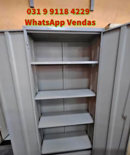 Armário de Aço Grande com 4 Prateleiras e Chave Frete Grátis Bh Minas Gerais - Novo 764752