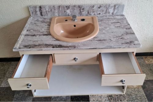 Armário e pia de Banheiro 767295