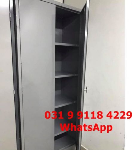 Armário Grandão 4 Prateleiras internas com Chave Novo Frete Gratuito para Belo Horizonte Mg 762573