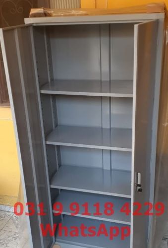 Armário Grandão 4 Prateleiras internas com Chave Novo Frete Gratuito para Belo Horizonte Mg 762577