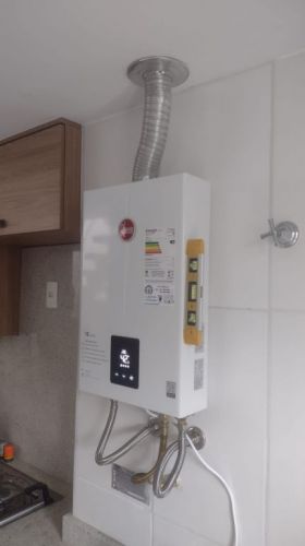 Assistência Técnica de Aquecedor a Gás Rheem 21 980115852 na Estrada do Tingui Campo Grande Rj 762148