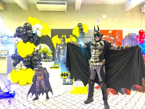 Batman personagem vivo cosplay festa infantil 787581