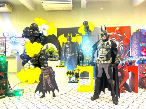 Batman personagem vivo cosplay festa infantil 787582