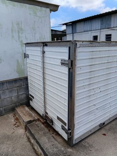 Baú de sobrepor isotérmico revestimento poliuretano 775244