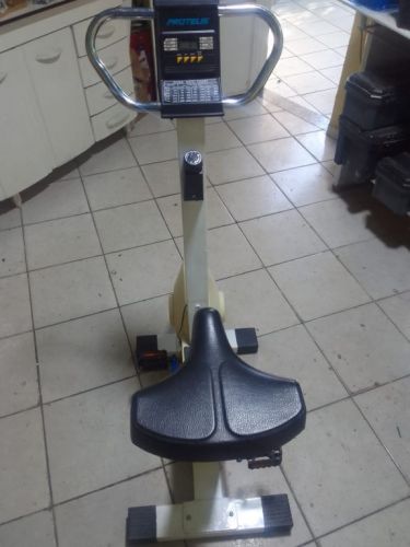 Bicicleta  Ergometrica  Proteus 743940