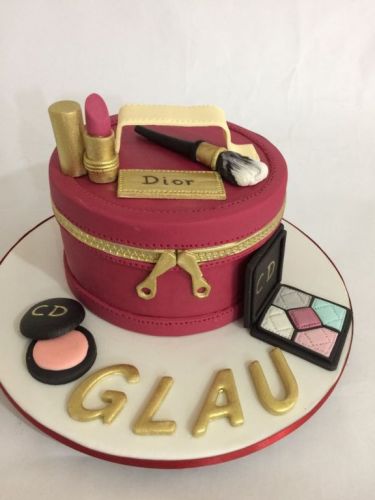 Bolo de Maquiagem em Pasta Americana 760628