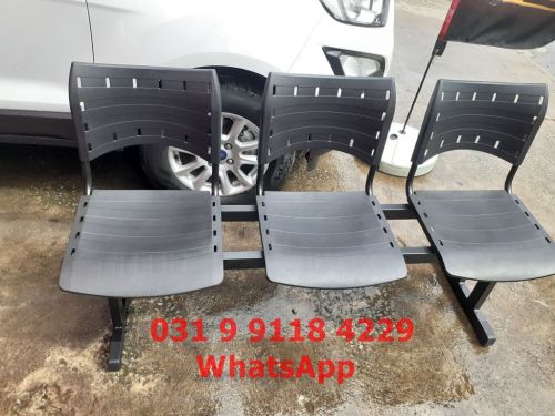 Cadeira Longarina 3 Lugares para Espera e Recepção - Frete Grátis para Bh Mg - Novas 756153